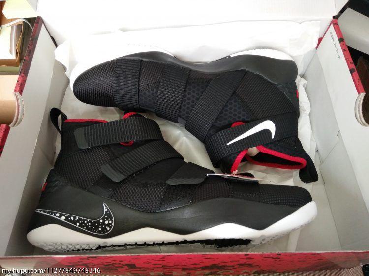 詹姆斯15代球鞋,詹姆斯15代球鞋价格