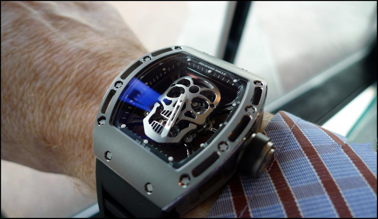 涓栫晫鍗佸ぇ鍚嶈〃鐨勬爣蹇楃鍚愭Ы,鍒嗕韩涔濇楂樻。涓栫晫鍚嶈〃