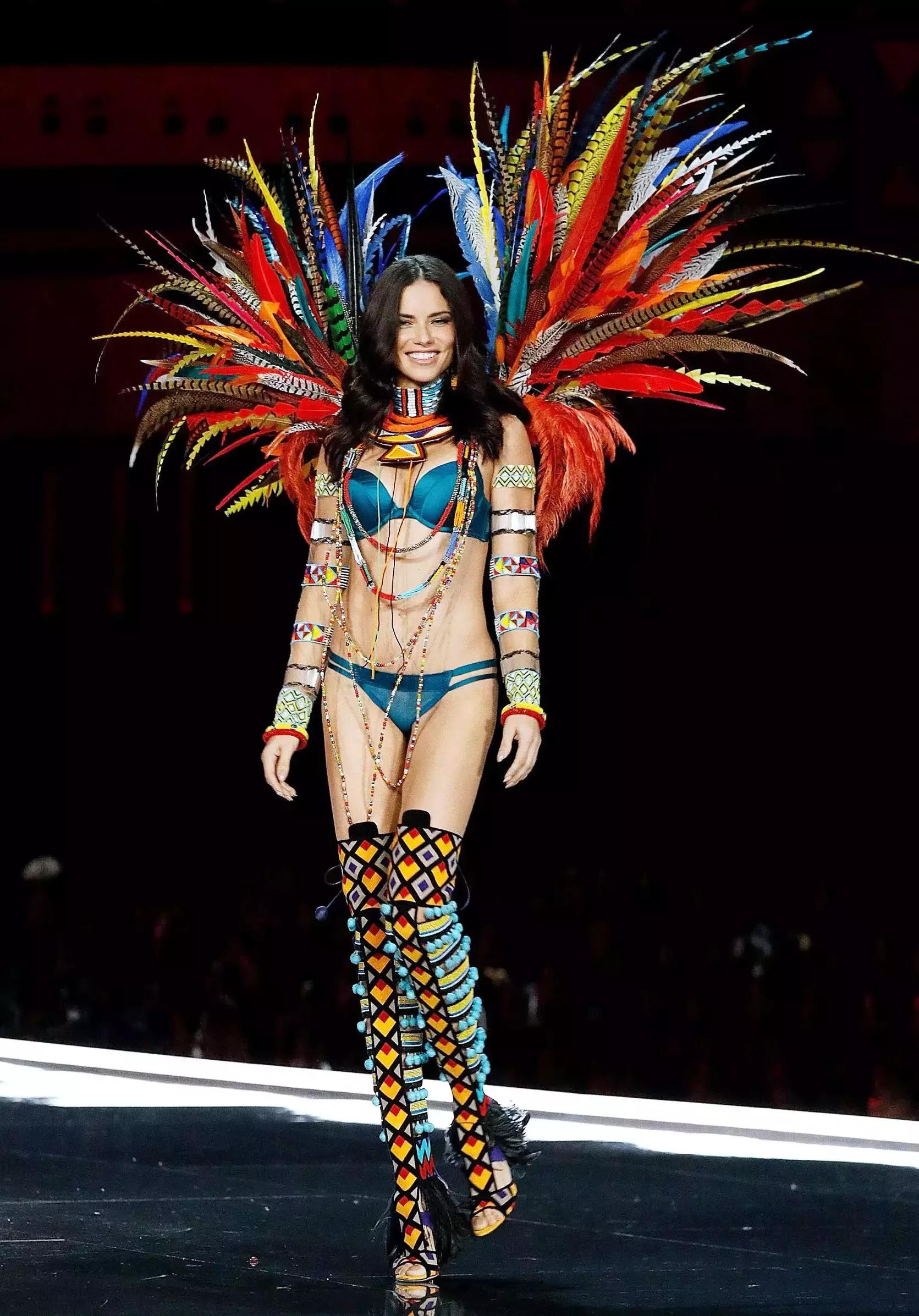 经典维密大秀,2017年维密大秀精彩集锦