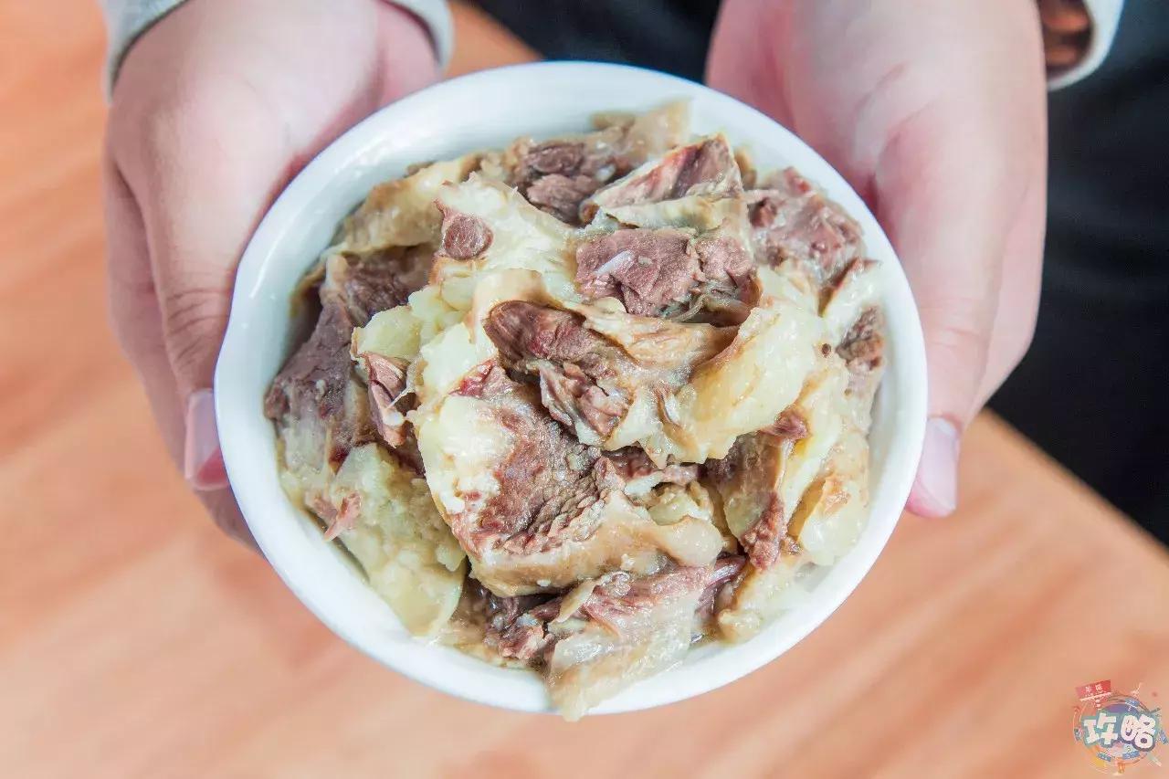 七爷清汤腩用的是什么辣椒酱 (广州最好的港式茶餐)