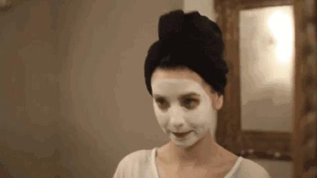 夜间肌肤保养小妙招,晚间护肤怎么保养肌肤