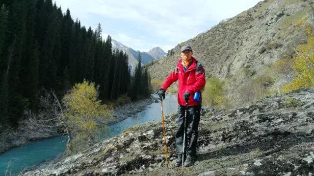 乌孙古道天堂湖在琼库什台吗,乌孙古道天堂湖到黑英山多远