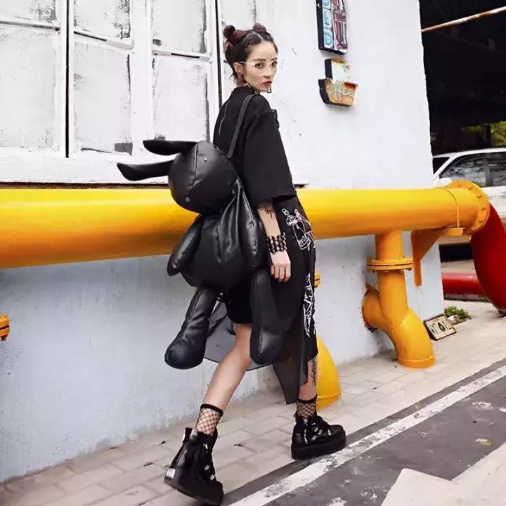 小众双肩包包推荐高级感,极简舒适百搭的双肩包推荐