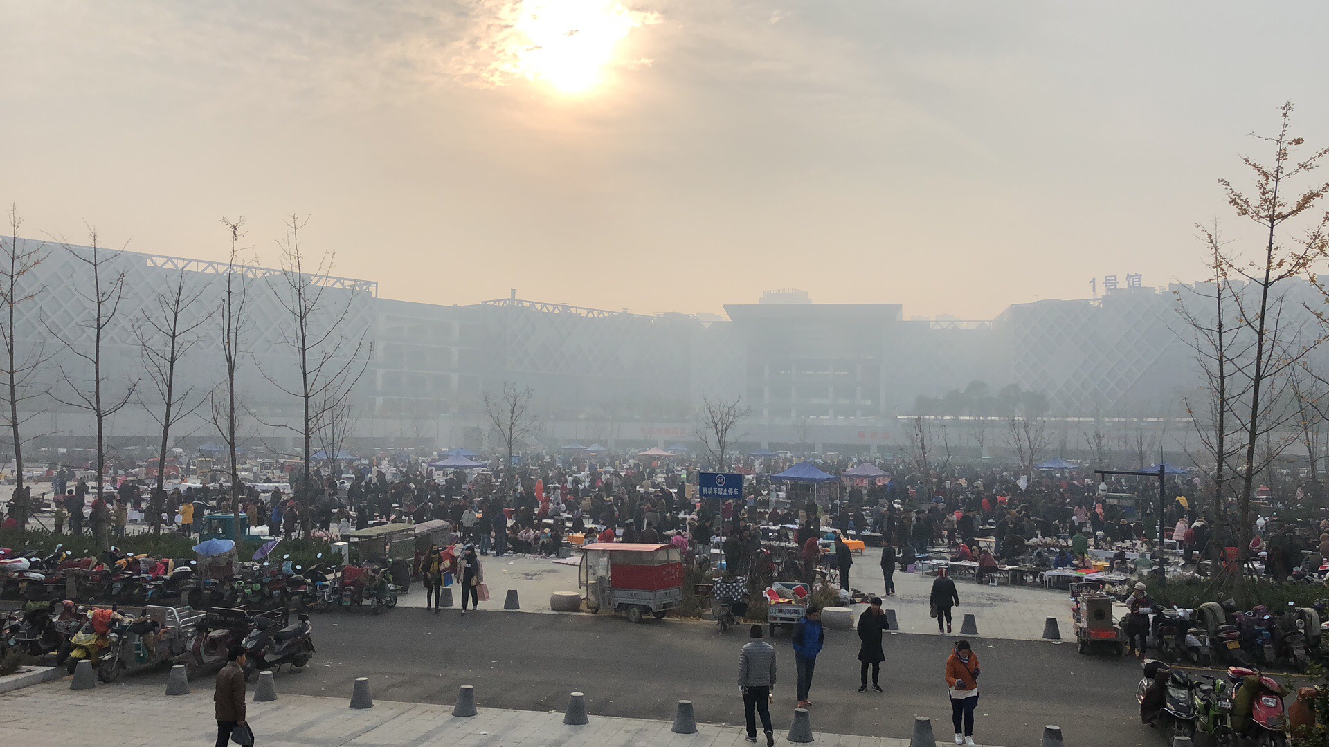 直播卖翡翠玉石是真的吗,珠宝直播卖玉石靠谱吗