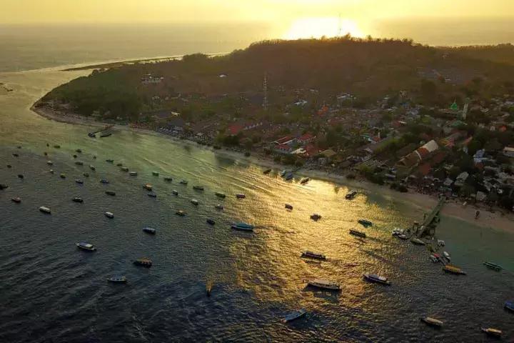 与阿贡对望的日子（二）——吉利岛的乡土潜水日记