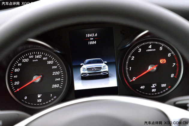 评测奔驰c300,试驾奔驰c300新款