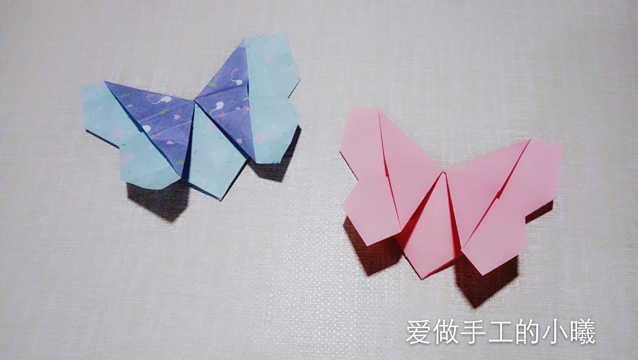 正方形纸折纸视频折蝴蝶书签,用糖纸蝴蝶书签折法