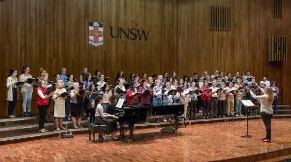 新南威尔士大学机器人,新南威尔士大学羽毛球校队