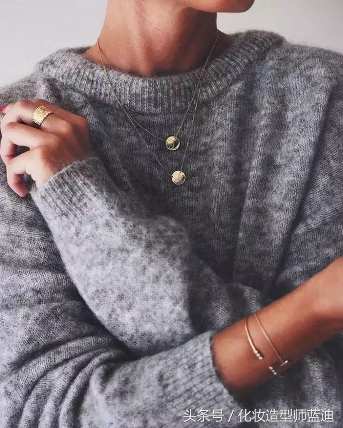 搭配什么样的毛衣链好看,毛衣怎么搭配丝带