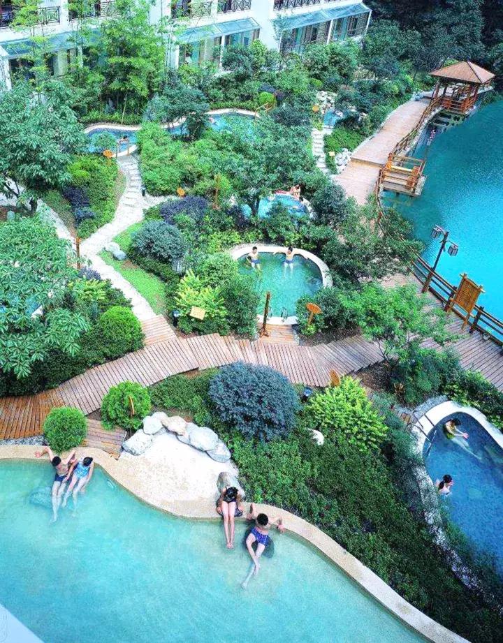 成都周边温泉酒店带独立温泉池,成都附近最好的温泉二日游