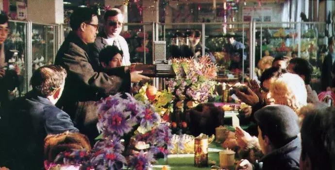 30年前沈阳老照片中街,沈阳市80年代的老照片