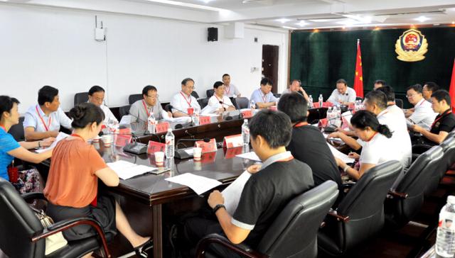 选调生和村官，发展前景有这五种区别！