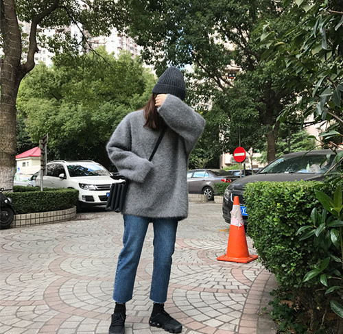 北极绒毛衣穿搭,白色貂绒毛衣搭配冬季