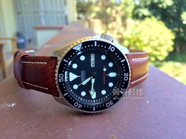 穷人的水鬼,精工绿水鬼1000