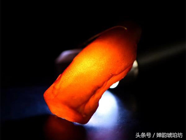 蜜蜡原石有哪些,欣赏蜜蜡原石的美