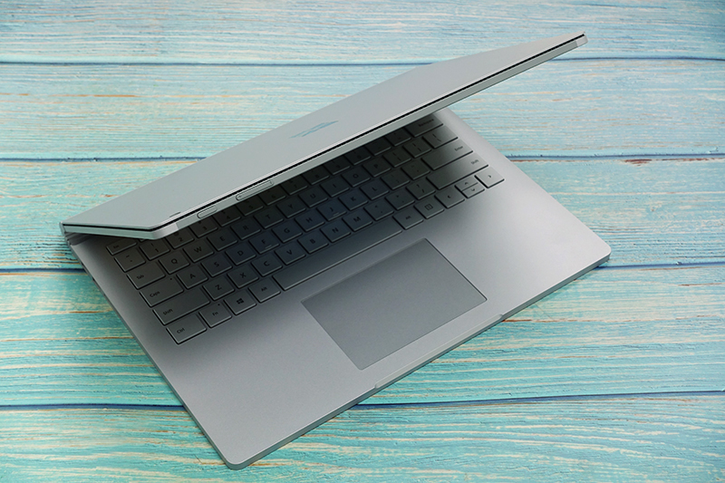 最新微软surfacebook2,surfacebook2性能测评