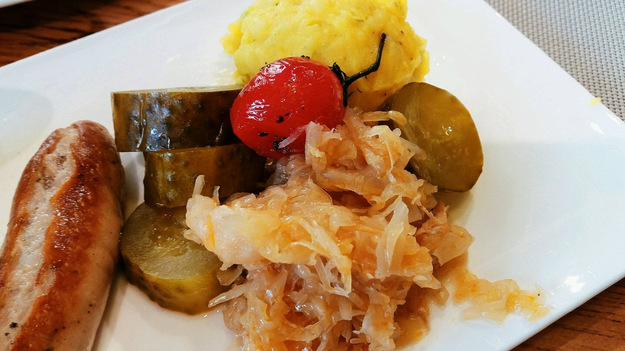 对酒当歌人生得意须尽欢,对酒当歌人生豪迈