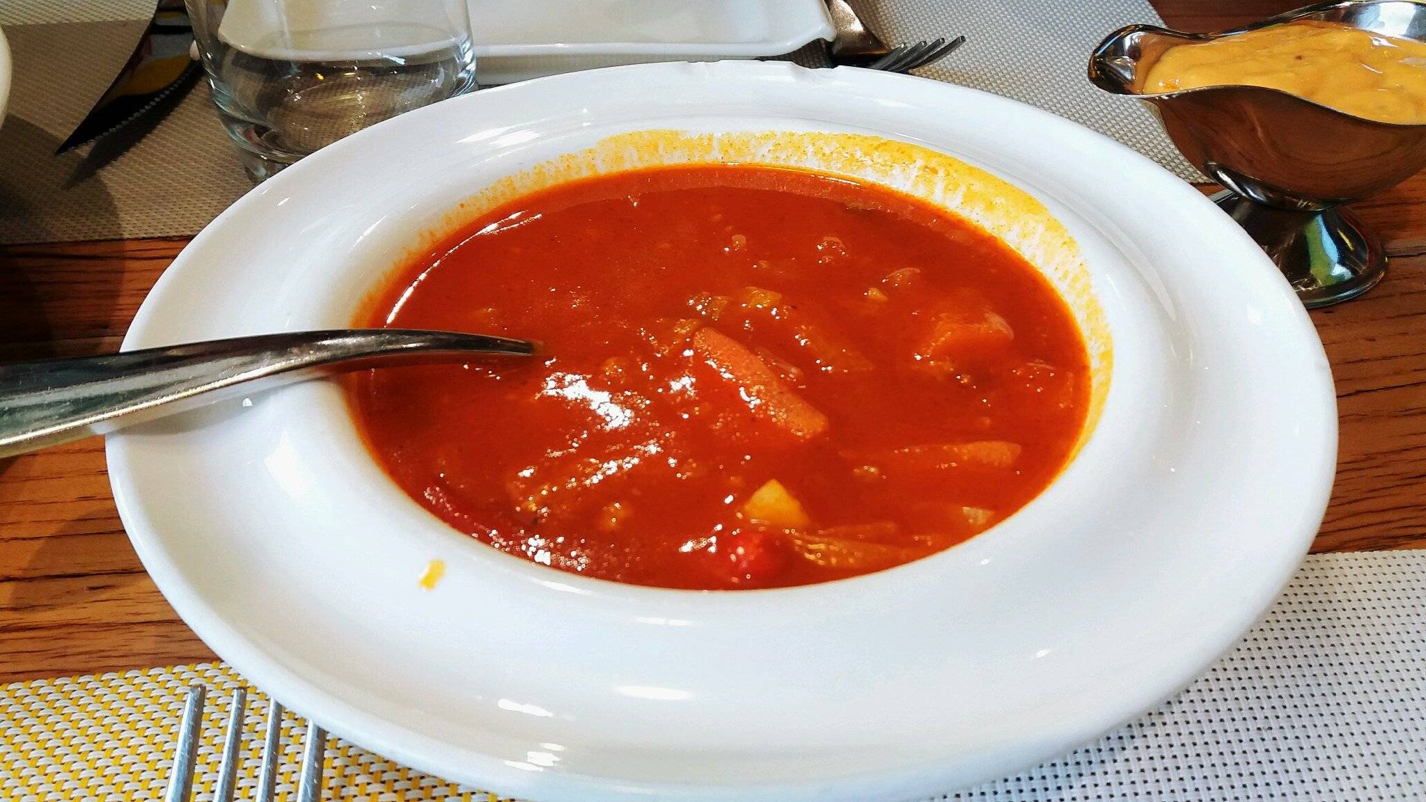 对酒当歌人生得意须尽欢,对酒当歌人生豪迈