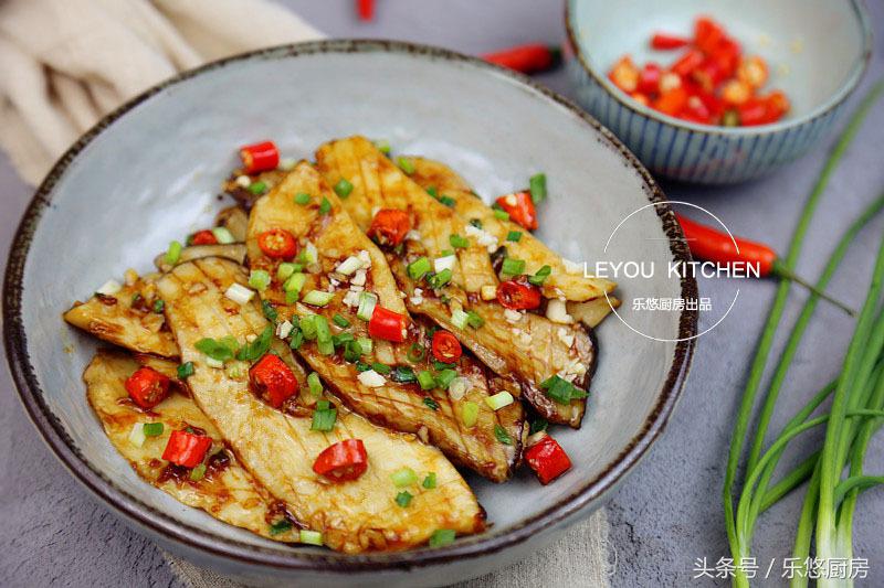 干野生蘑菇和肉怎么炒都好吃,各种蘑菇的做法大全炸着吃