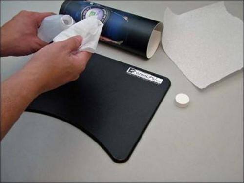 鼠标垫有多少个细菌,鼠标垫老化粘在桌上如何去除污渍