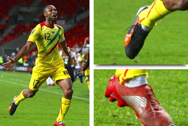 适合宽脚的碎钉足球鞋推荐,最适合亚洲脚型的足球鞋推荐