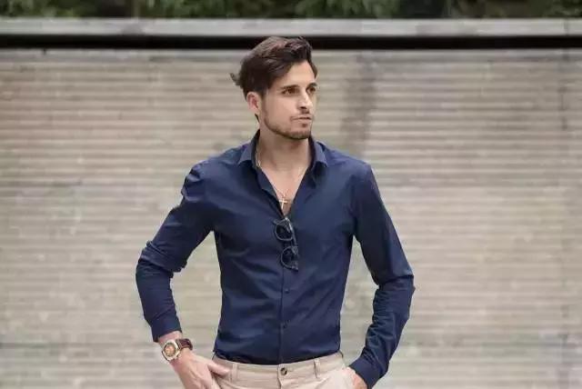 dw和百达翡丽哪个好,dw跟劳力士聊表