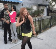 姣忔棩绗戞姤鐖嗙瑧璇綍,姣忔棩绗戞姤2014