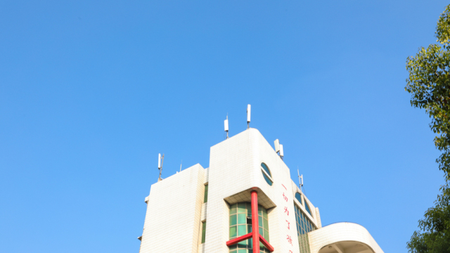 藏在油榨湾的老一中，你不该忘记它！