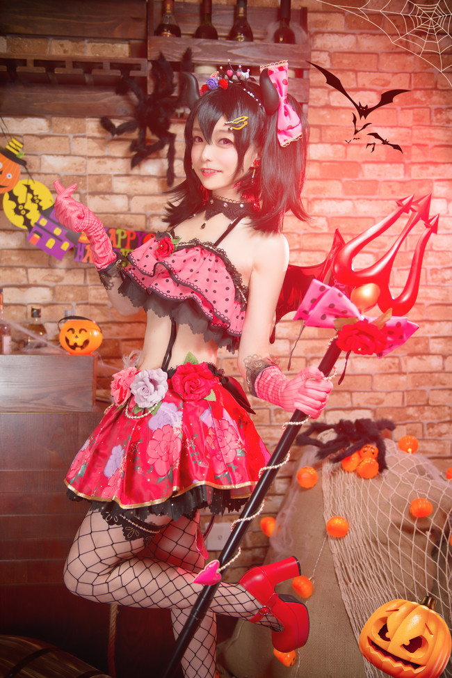 矢泽妮可剧场版cos,coslovelive绚濑绘里