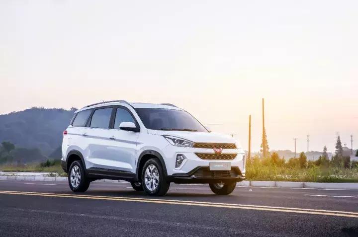 五菱宏光s3从西安到西藏,五菱星辰对比宏光s3