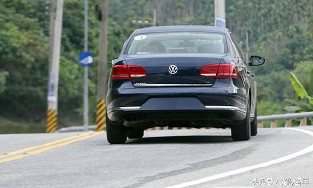 试驾老款帕萨特领驭2.8,大众帕萨特1.4t试驾视频