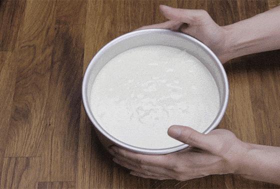 半熟小芝士蛋糕开裂原因,轻芝士蛋糕开裂