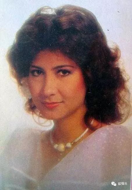 被骗八千万,被得意门生告,送丈夫跑车致其丧命,农场养鸭了余生