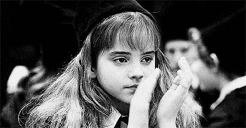 神奇安瓶算是目前最火的网红,珀莱雅保龄球安瓶拔草