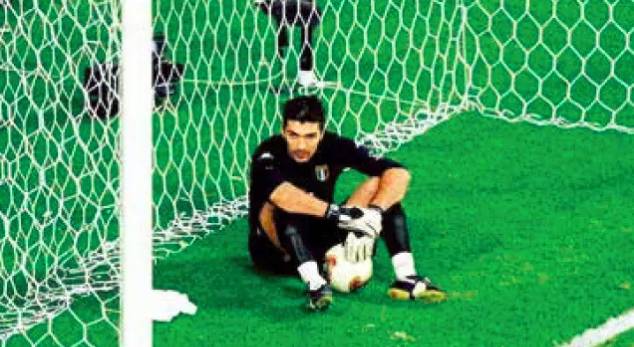 意大利无缘卡塔尔世界杯集锦,06年意大利世界杯布冯精彩扑救