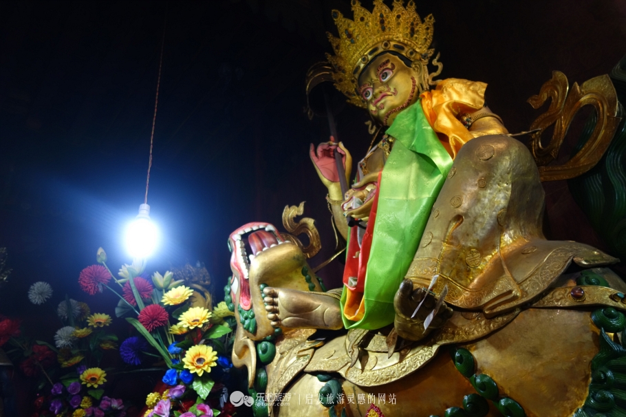 从楚布寺里的遮止说起