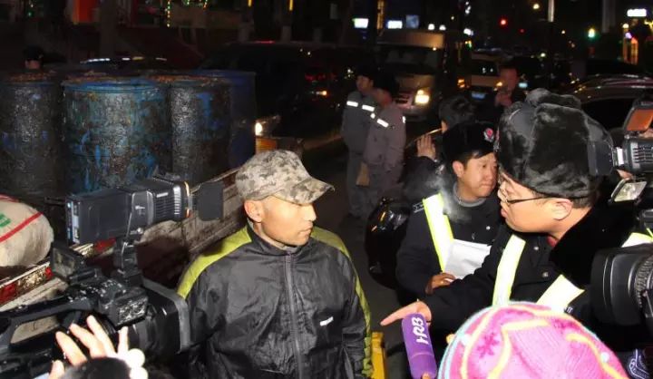 泔水猪、地沟油都跟这有关！哈市多部门联合执法夜查“泔水车”｜早安，哈尔滨！