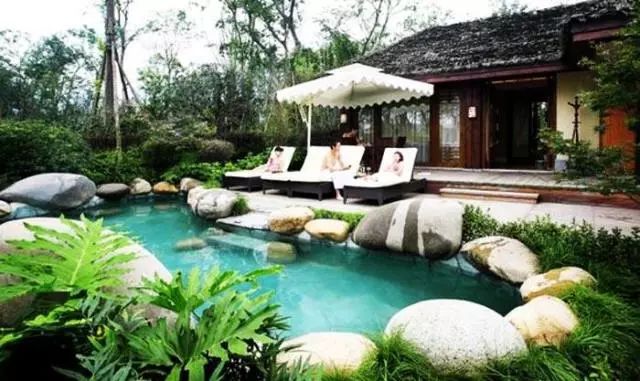 成都周边温泉推荐冬天,成都周边真正天然最纯正温泉在哪