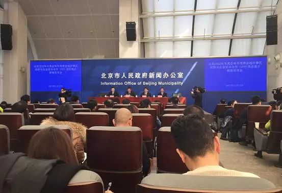 泔水猪、地沟油都跟这有关！哈市多部门联合执法夜查“泔水车”｜早安，哈尔滨！