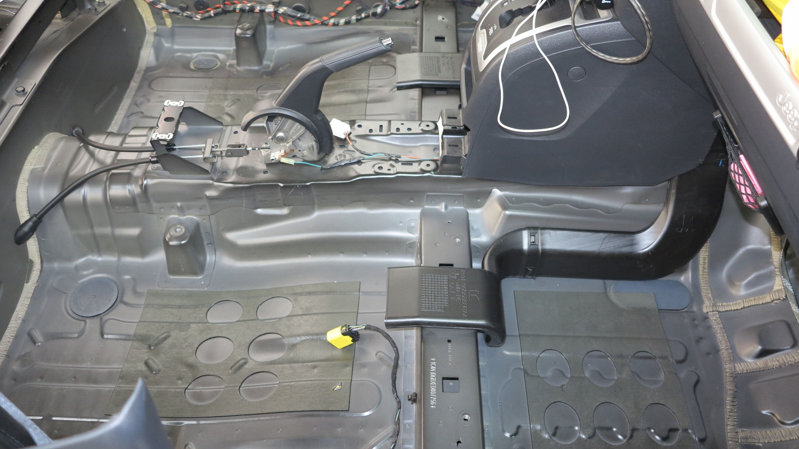 jeep指南者隔音测试,jeep指南者全车隔音多少钱