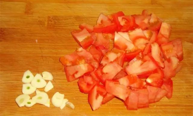 猫咪耳朵没毛,喵咪耳朵有黑色东西鼻子不通气