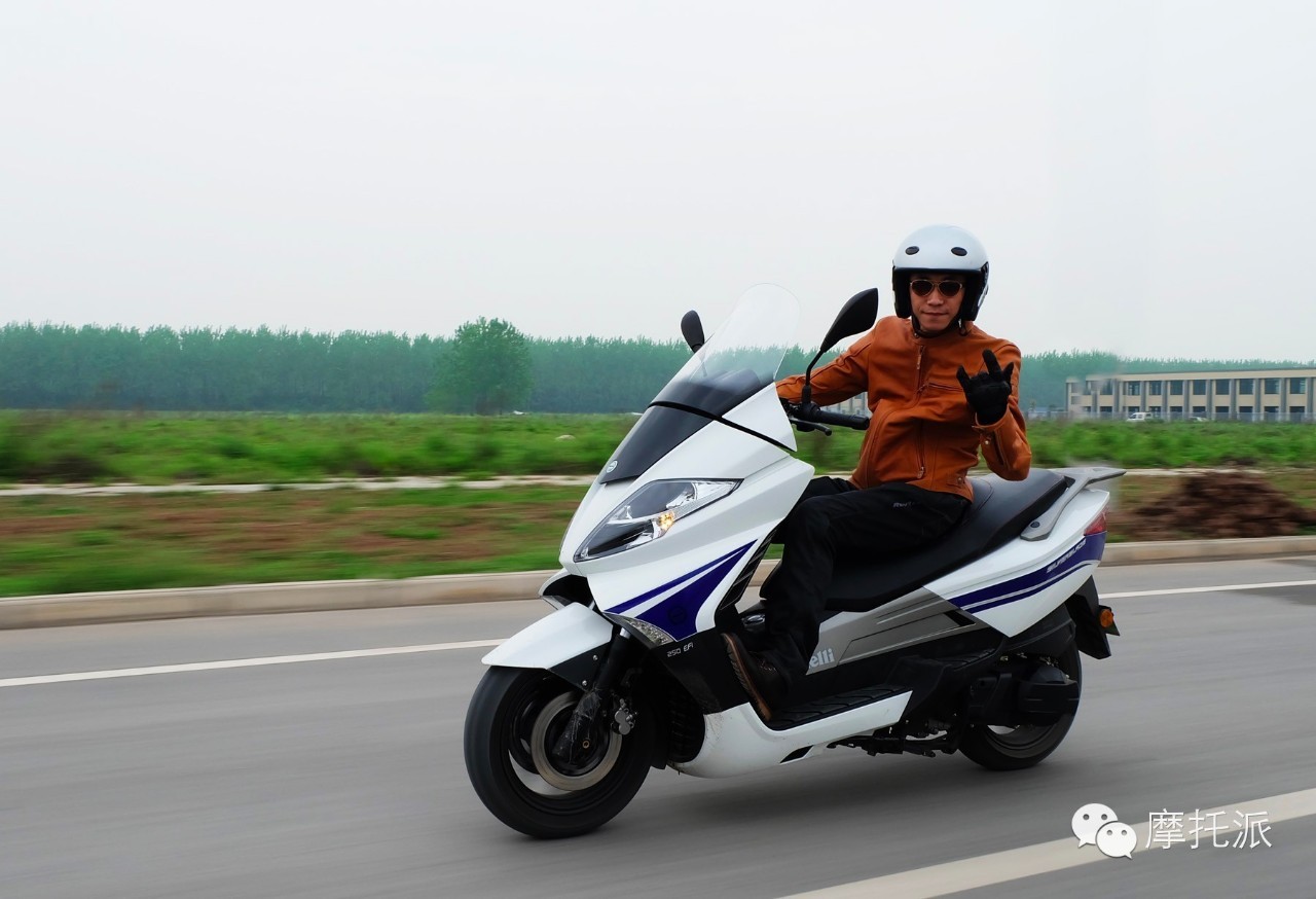 全国首测2016款银刃-刃在烧