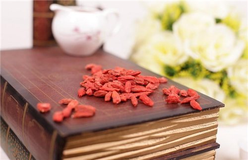 白发变黑吃什么食疗,白发变黑发的其他中医妙法