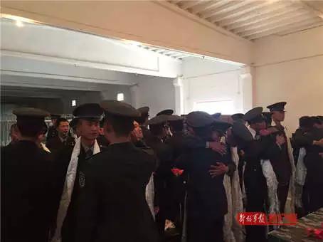 南政毕业,南政毕业照