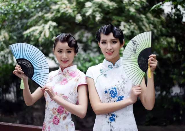 空姐旗袍亮相,虹桥机场空姐旗袍快闪