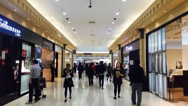 八佰伴年中庆正式启幕,八佰伴年终大促