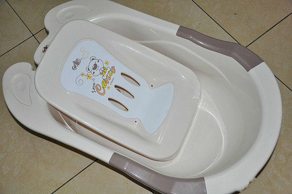 婴儿大浴盆用得着吗,0岁婴儿浴盆推荐