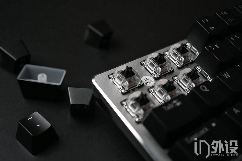 黑爵ak33如何调节背光颜色,黑爵极客ak33背光机械键盘