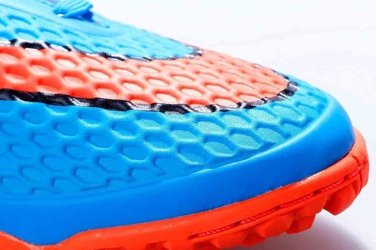 如何让你的女朋友爱上足球的视频,让女朋友彻底爱上足球