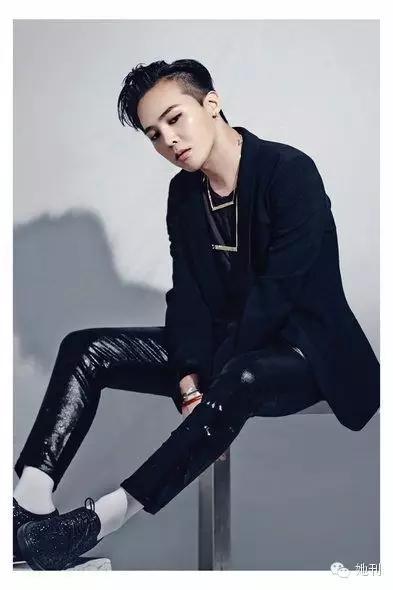 蕾哈娜权志龙,蕾哈娜和权志龙